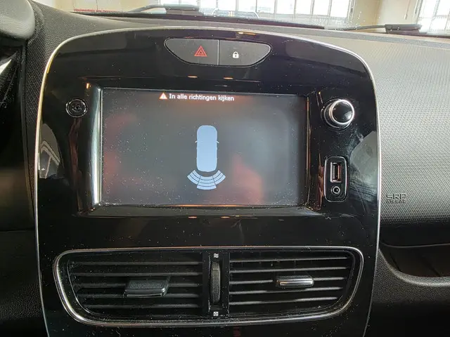 Renault Clio 0.9 TCe Intens 2017 Benzine 14