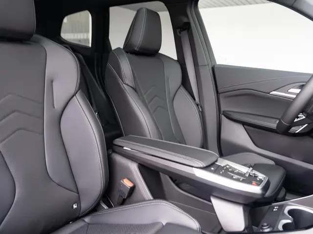 BMW X1 xDrive25e 2026 Hybride Benzine 10