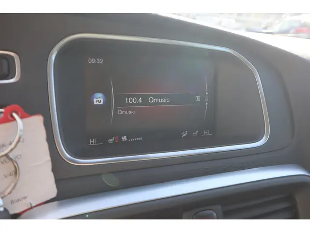 Volvo V40 2.0 T2 Summum 2015 Benzine 26