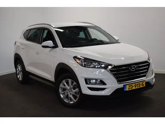 Hyundai Tucson 1.6 GDI Comfort/ 49000km/ 2019 Benzine 16
