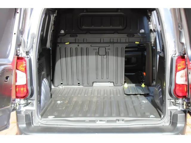 Opel Combo 1.2 PureTech 110 S&S L1 BTW VRIJ !! 2024 Benzine 13