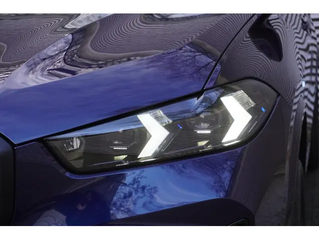 BMW X5 xDrive50e 2025 Hybride Benzine 25