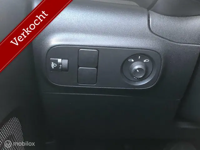 Citroën C3 1.2 81kw/navi/verkocht 2023 Benzine 14