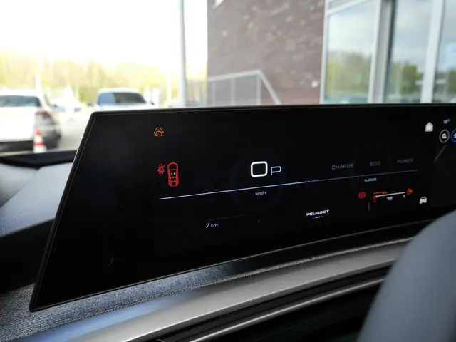Peugeot 5008 1.2 Hybrid 136 Allure 2025 Hybride Benzine 21