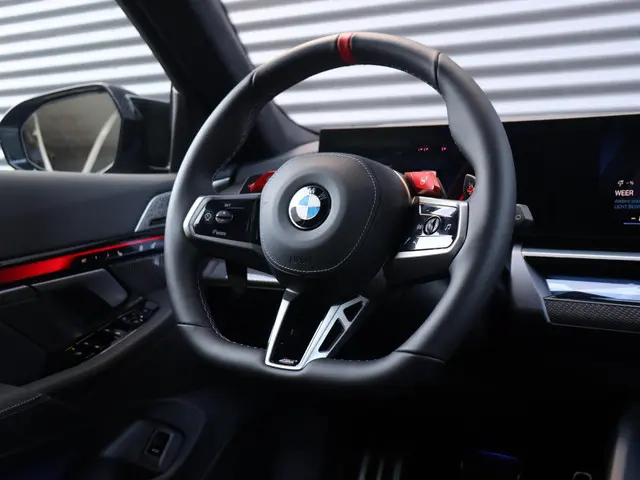 BMW M5 Touring 2026 Hybride Benzine 42