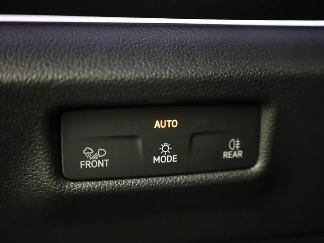 Volkswagen Tiguan 1.5eTSI/150PK R-Line DSG 2024 Benzine 24