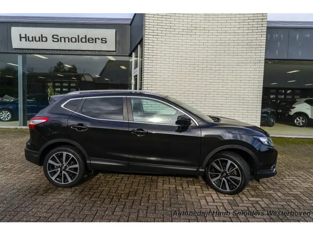 Nissan QASHQAI 1.2 Premier Edition 2014 Benzine 9