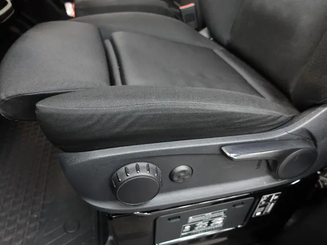 Mercedes-Benz Sprinter L2H2 2022 Diesel 14