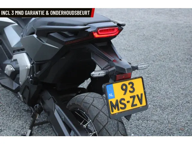 Honda NC 750 X-ADV 2023 Benzine 14