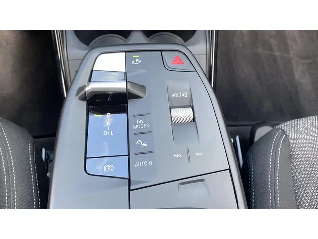 BMW X1 sDrive18i 2023 Benzine 13