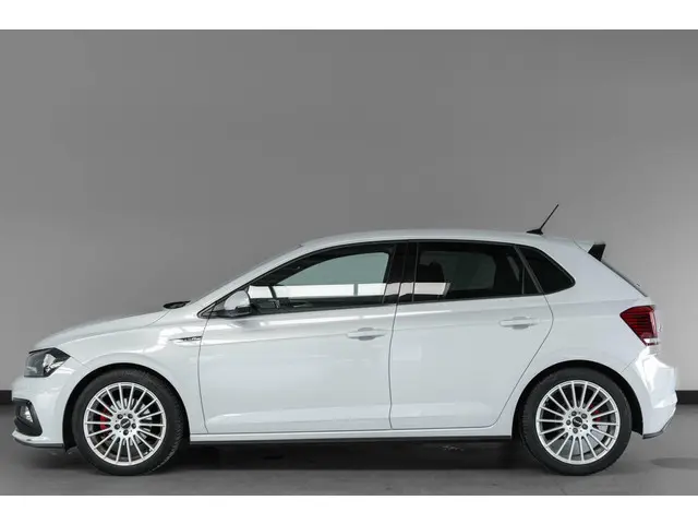 Volkswagen Polo 1.0 TSI Highline 2x R-line 2018 Benzine 30