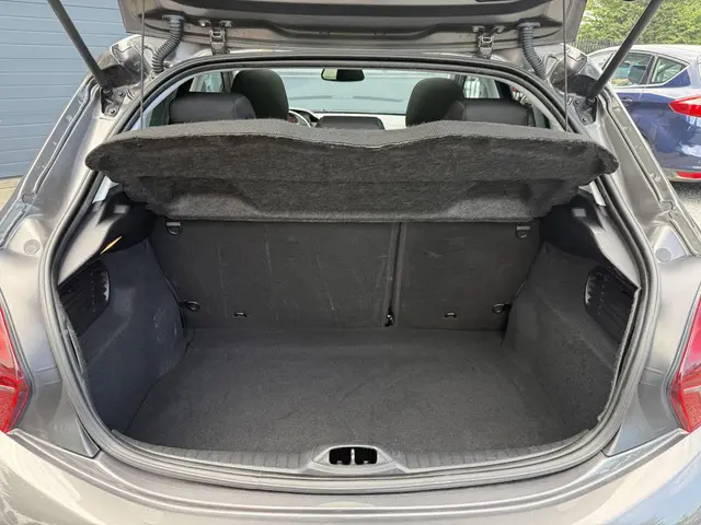 Peugeot 208 1.2 PureTech Allure 2018 Benzine 23