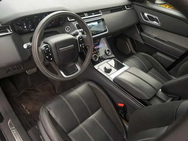 Land Rover Range Rover Velar 3.0 V6 AWD SE 2019 Diesel 7