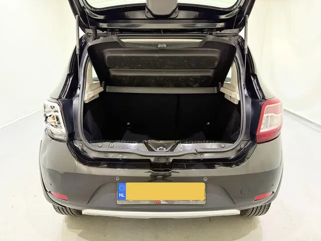 Dacia Sandero Stepway 0.9 TCe Laureate Navi 2014 Benzine 15