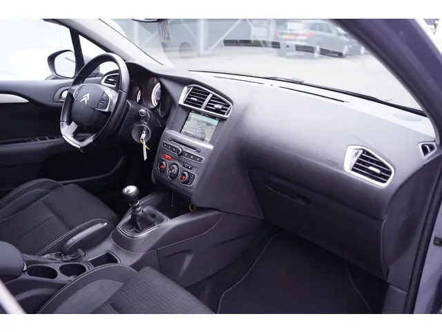 Citroën C4 1.6 BlueHDi Business 2017 Diesel 28