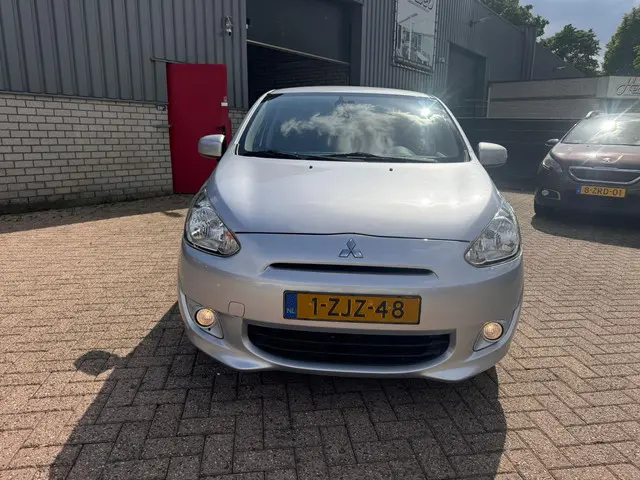 Mitsubishi Space Star 1.0 Bright NAP / AIRCO 2015 Benzine 7