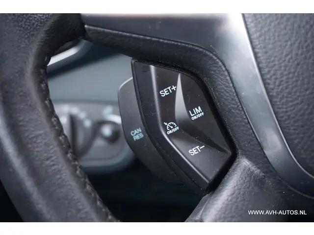 Ford C-MAX 1.0 Titanium 2014 Benzine 19