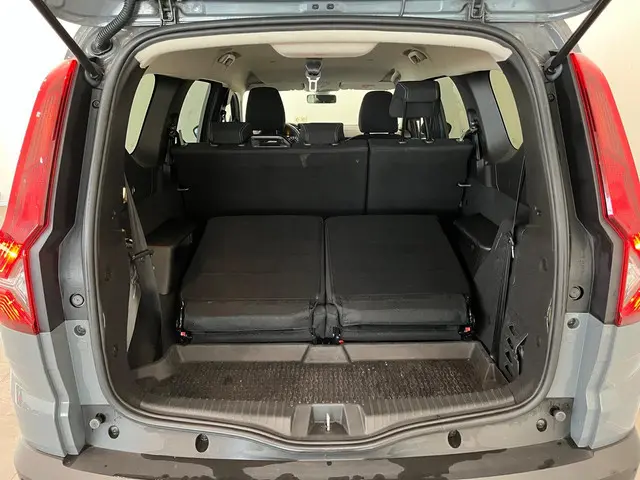 Dacia Jogger 1.0 TCe 110 Extreme 7p. 2023 Benzine 34