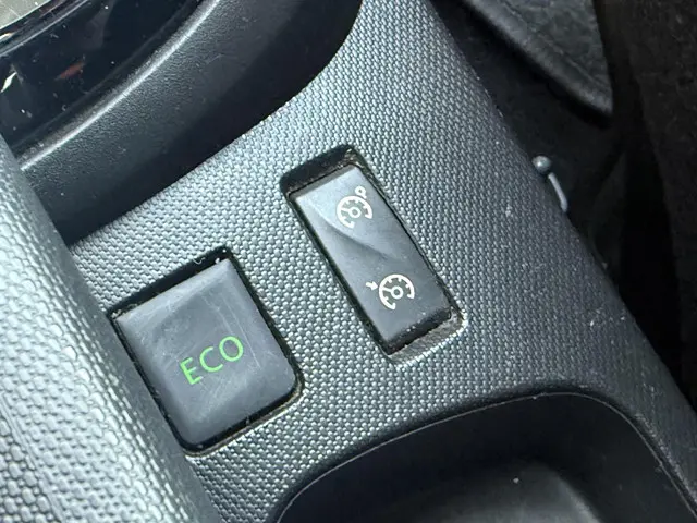 Renault Captur 1.2 TCe Dynamique 2014 Benzine 23