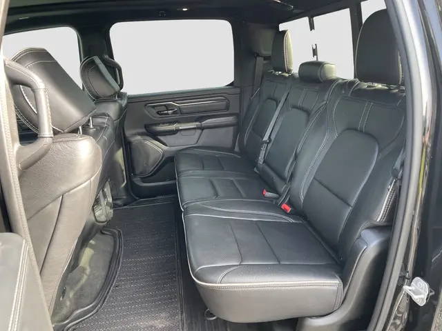 Dodge Ram 1500 5.7 V8 4x4 Crew Cab Limited 2023 LPG/Gas 26