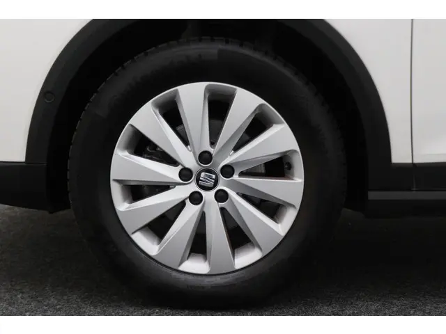 SEAT Arona 1.0 TSI Style Business Intense 2019 Benzine 23