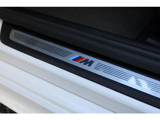BMW 5 Serie Touring 520i 2022 Benzine 30
