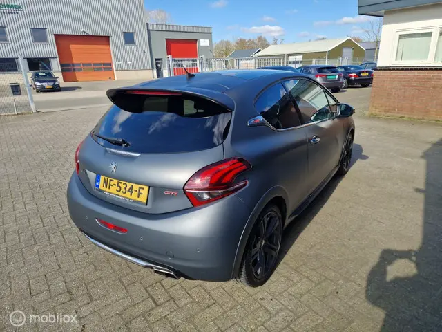 Peugeot 208 1.6 e-THP GTi 2017 Benzine 5