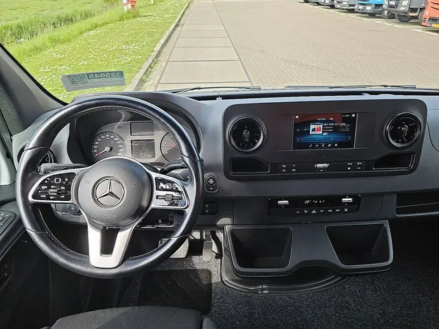 Mercedes-Benz Sprinter 316 2020 Diesel 8