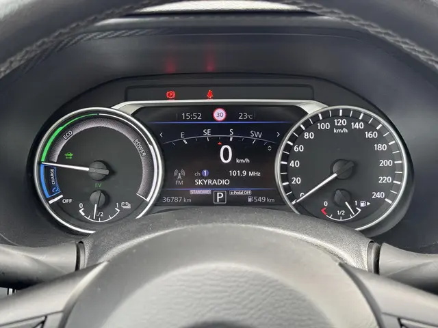 Nissan Juke 1.6 Hybrid N-Design 2024 Hybride Benzine 24