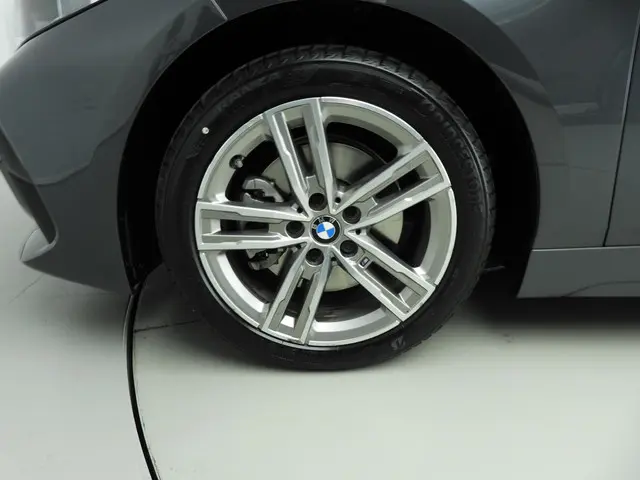 BMW 1 Serie 5-deurs 118i 2021 Benzine 37