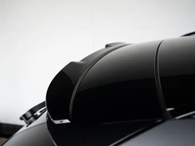 BMW M3 Touring xDrive Competition 2024 Benzine 22