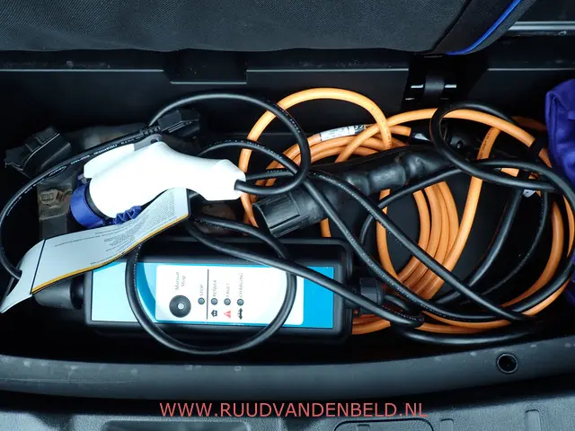 Mitsubishi Outlander 2.4 PHEV Pure 2020 Hybride Benzine 24