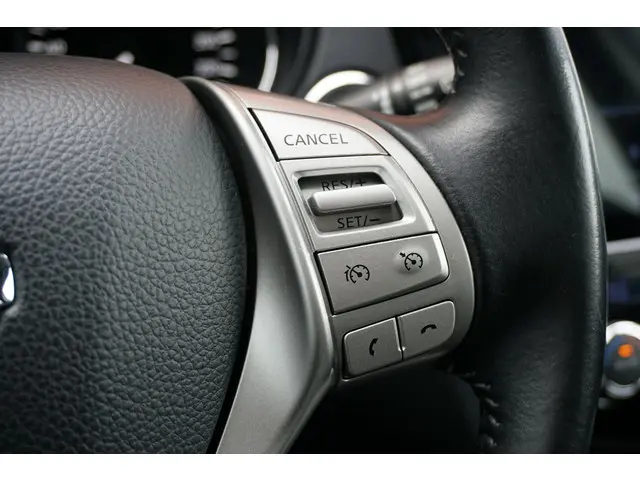 Nissan QASHQAI 1.2 Tekna 2015 Benzine 28