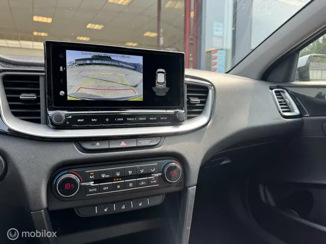 Kia XCeed 1.5 T-GDi DynamicPlusLine 2023 Benzine 7