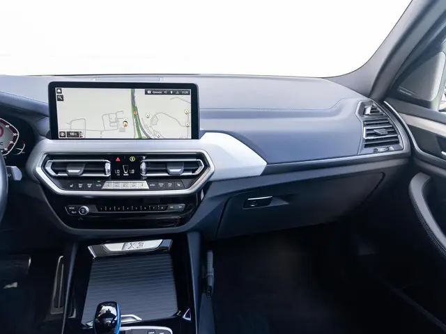 BMW iX3 High Executive 80 kWh 2022 Elektrisch 9