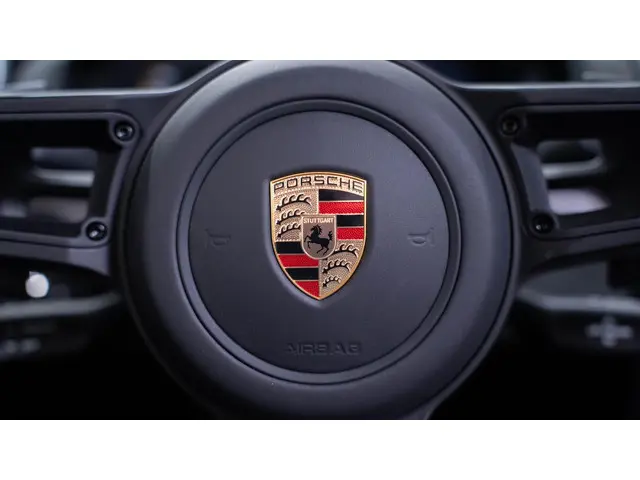 Porsche 718 Spyder RS 2024 Benzine 55