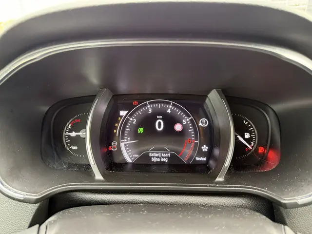 Renault Mégane Estate 1.3 TCe Bose 2020 Benzine 17