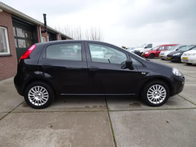 Fiat Punto Evo 1.2 Lounge 2017 Benzine 4
