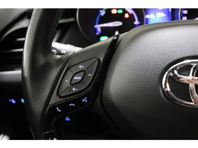 Toyota C-HR 1.8 Hybrid Dynamic, 2017 Hybride Benzine 22