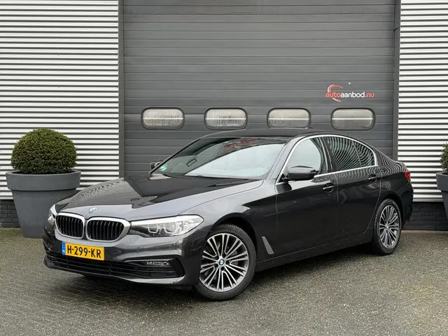 BMW 5 Serie 520i Executive Edition 2020 Benzine