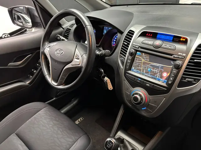 Hyundai ix20 1.4i Go! / Navigatie / Camera 2016 Benzine 10