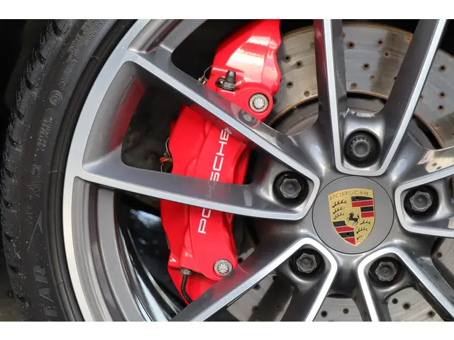 Porsche 911 Carrera S 2020 Benzine 25