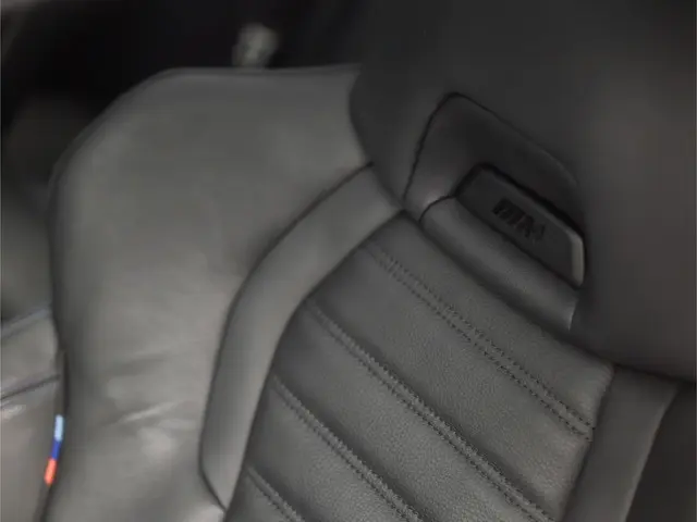 BMW 5 Serie 545e xDrive M Sport 2023 Hybride Benzine 23