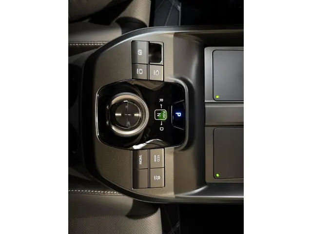 Toyota bZ4X Executive 73 kWh automaat 2025 Elektrisch 24