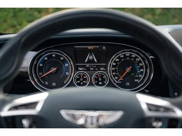 Bentley Flying Spur 4.0 V8 2016 Benzine 17