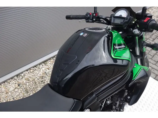 Kawasaki ER6-N ABS 2016 Benzine 13