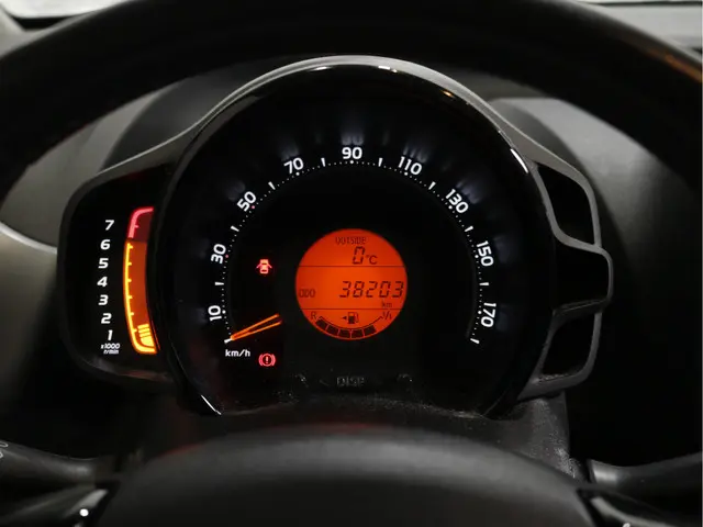 Toyota Aygo 1.0 VVT-i x-joy 2020 Benzine 14