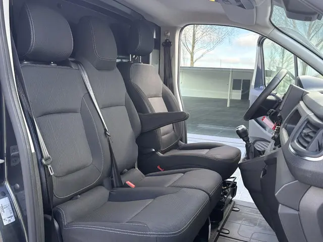 Nissan Primastar 2.0 dCi L2H1 130pk Acenta 2022 Diesel 11