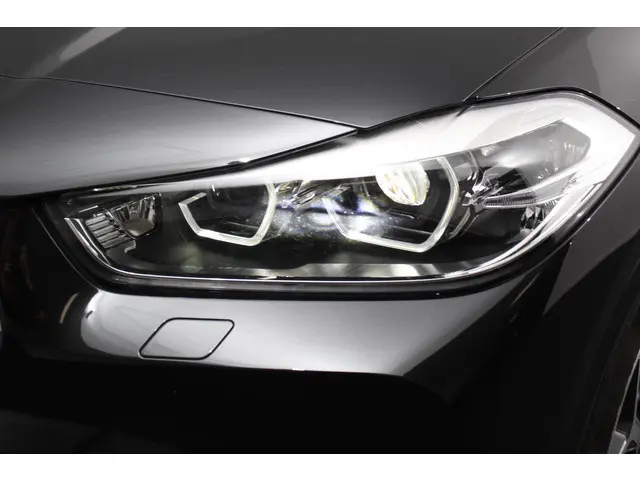BMW X2 xDrive25e M-Sport X-Drive 2020 Hybride Benzine 26