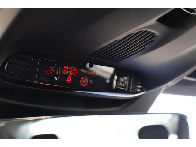 Volvo S90 2.0 B4 R-Design 2022 Benzine 47